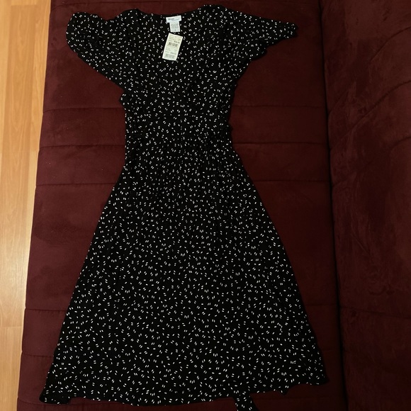 Maternity Dress - Picture 5 of 6